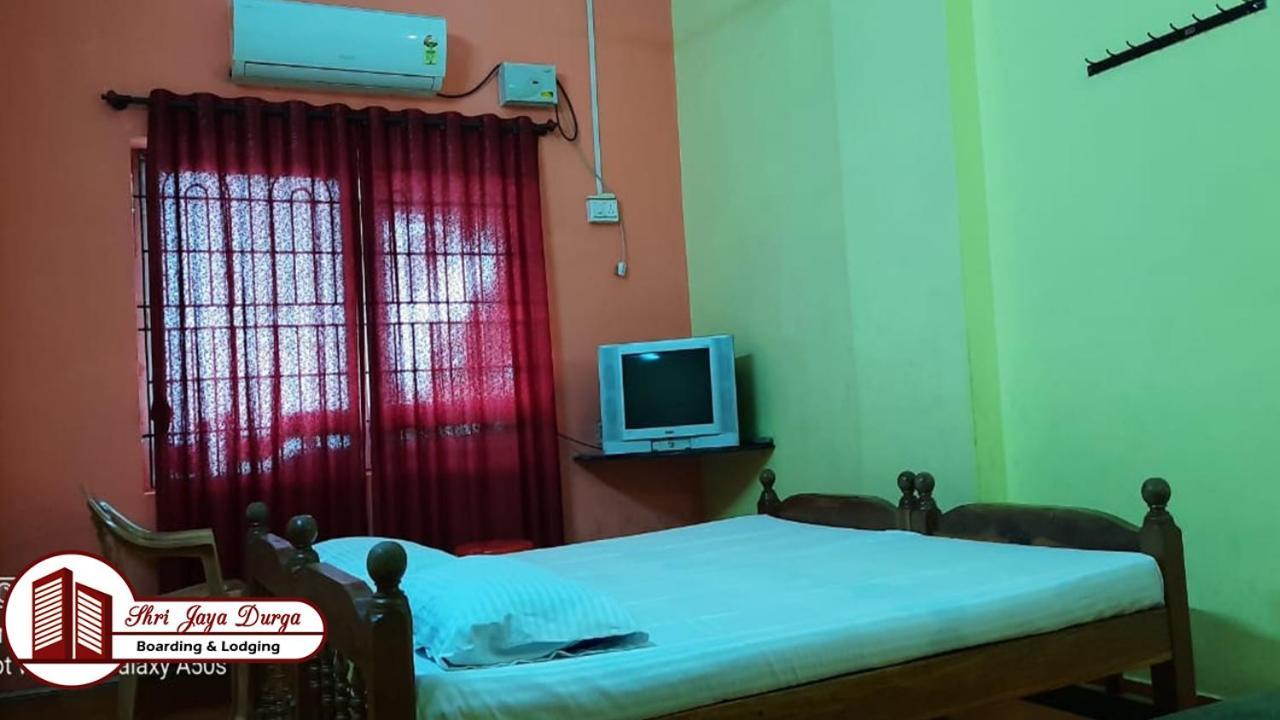 Shri Jaya Durga Boarding & Lodging ウドゥピ エクステリア 写真