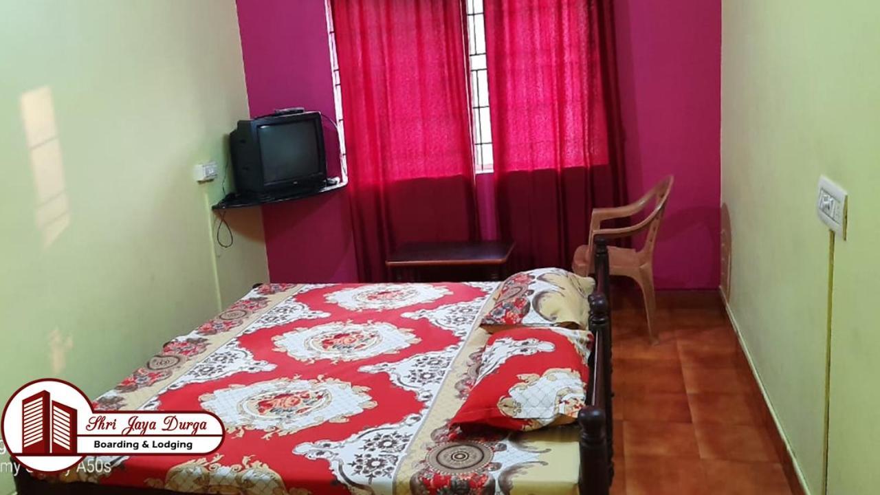 Shri Jaya Durga Boarding & Lodging ウドゥピ エクステリア 写真